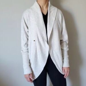 ARITZIA Wilfred Cocoon Cardigan | M | Soft Grey